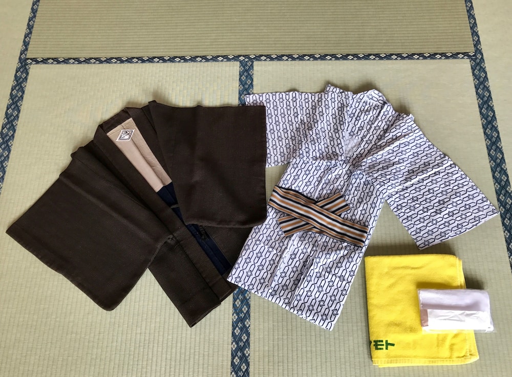 ZERO-PROJECT JAPAN INC. ゲストハウス 甲府