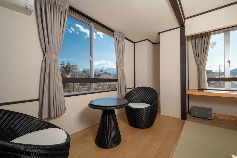 ロイヤルホテル河口湖 甲府