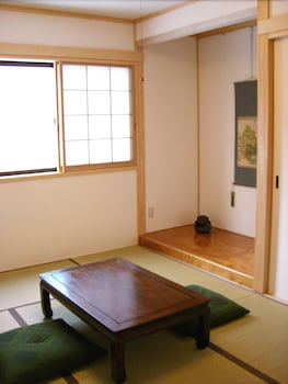 DEN'S INN 甲府