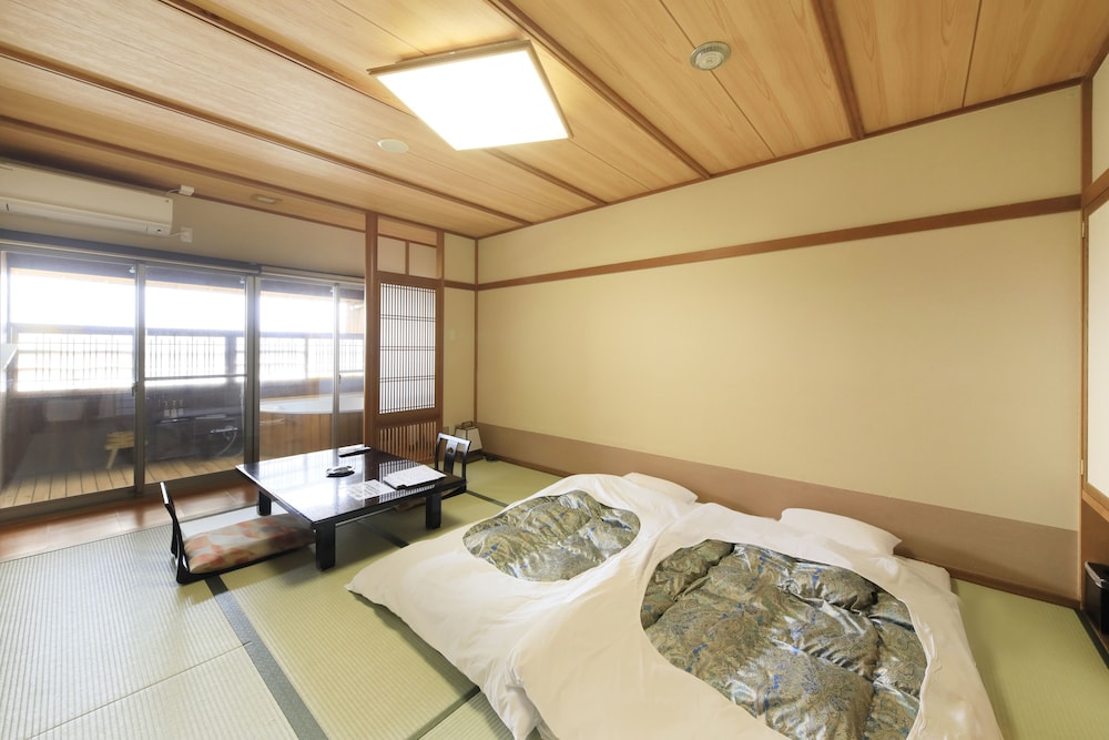 レイクランドホテル みづのさと 甲府