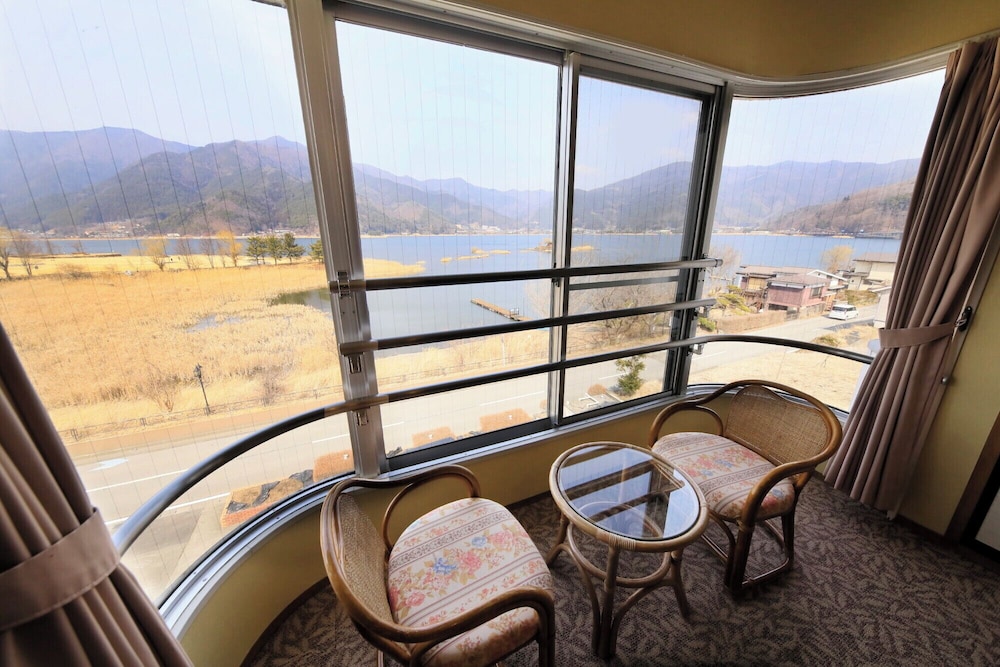 レイクランドホテル みづのさと 甲府