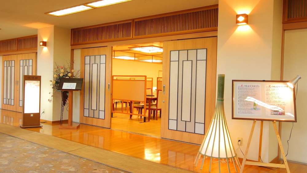 ホテル花いさわ 甲府