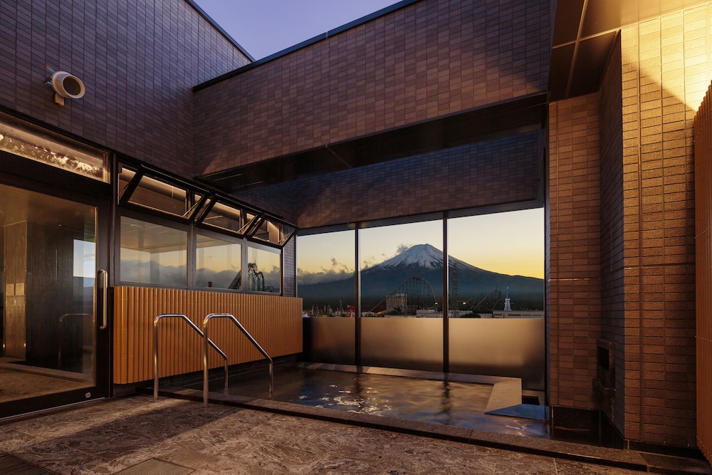 ホテルマイステイズ富士山　展望温泉 甲府