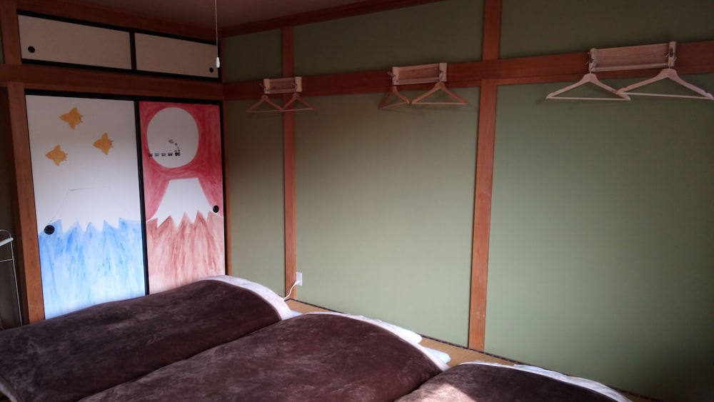停車場GUESTHOUSE&CAFE 甲府