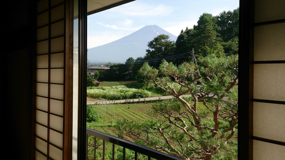 停車場GUESTHOUSE&CAFE 甲府