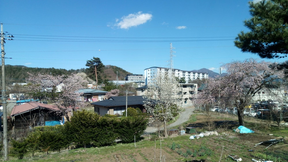 停車場GUESTHOUSE&CAFE 甲府