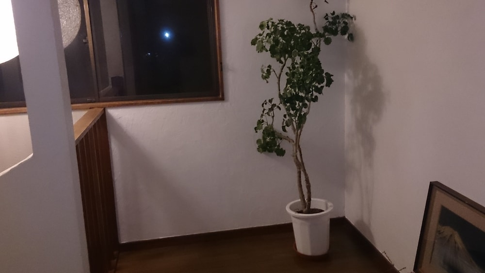 停車場GUESTHOUSE&CAFE 甲府