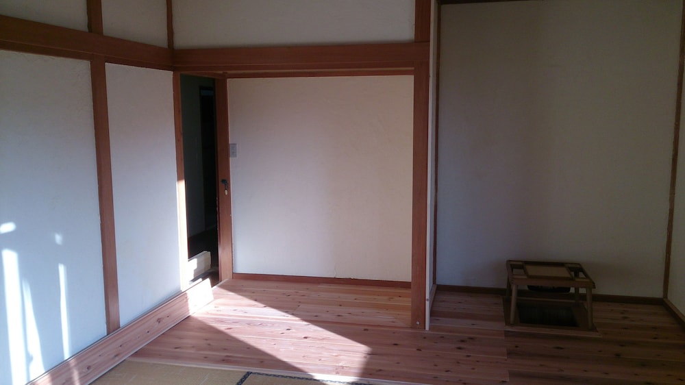 停車場GUESTHOUSE&CAFE 甲府