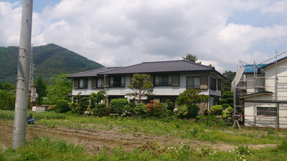 停車場GUESTHOUSE&CAFE 甲府