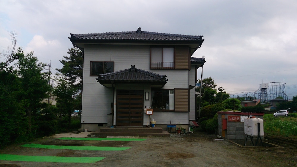 停車場GUESTHOUSE&CAFE 甲府