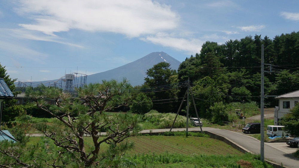 停車場GUESTHOUSE&CAFE 甲府