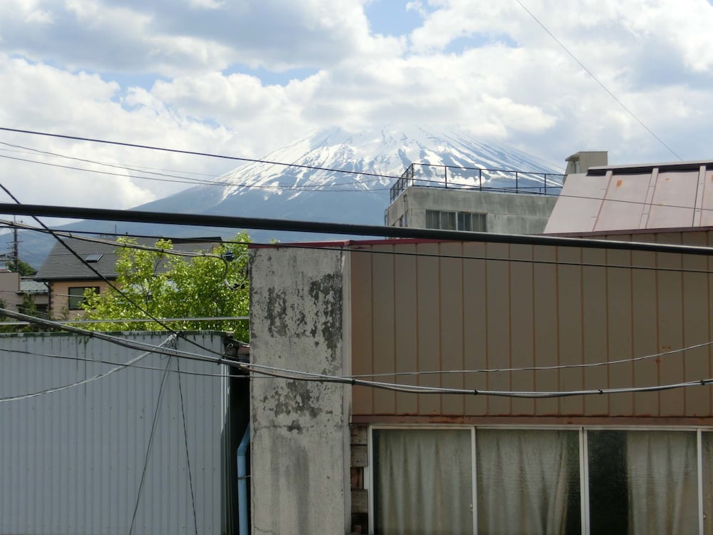 マウント富士ホステルマイケルズ 甲府