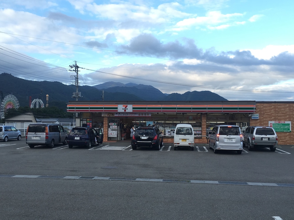 きっか家を提案する宿 - ホステル 甲府