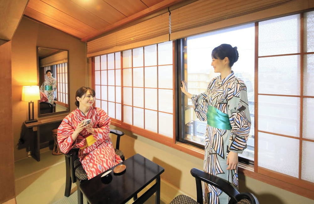 糸柳こやど ゆわ 甲府