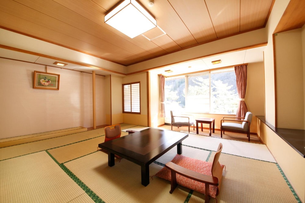下部ホテル 甲府
