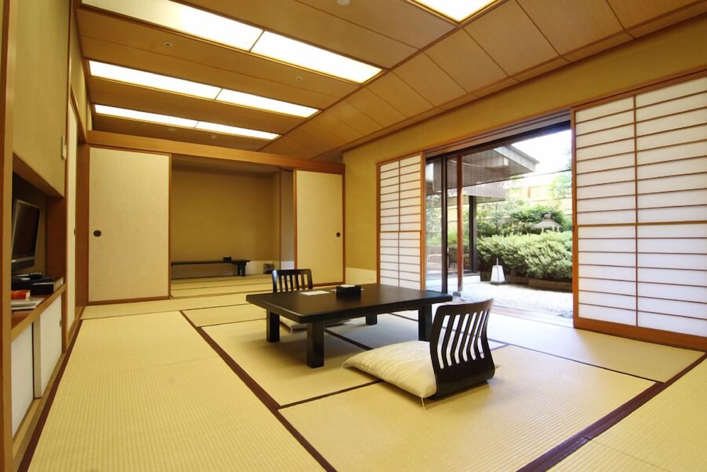 ホテル 談露館 甲府