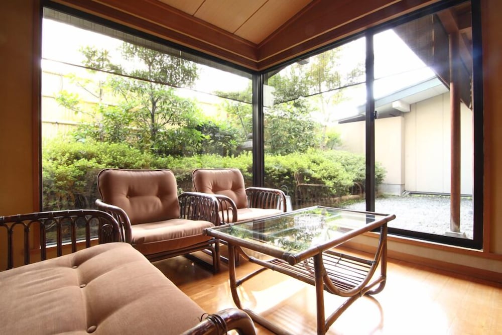 ホテル 談露館 甲府