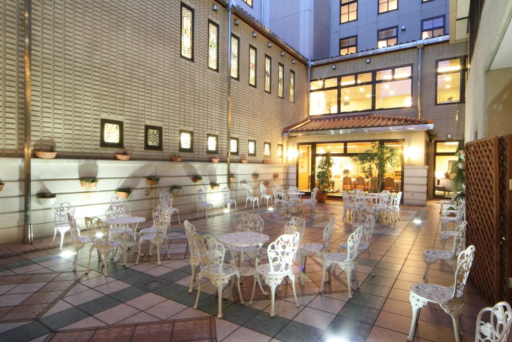 ホテル 談露館 甲府