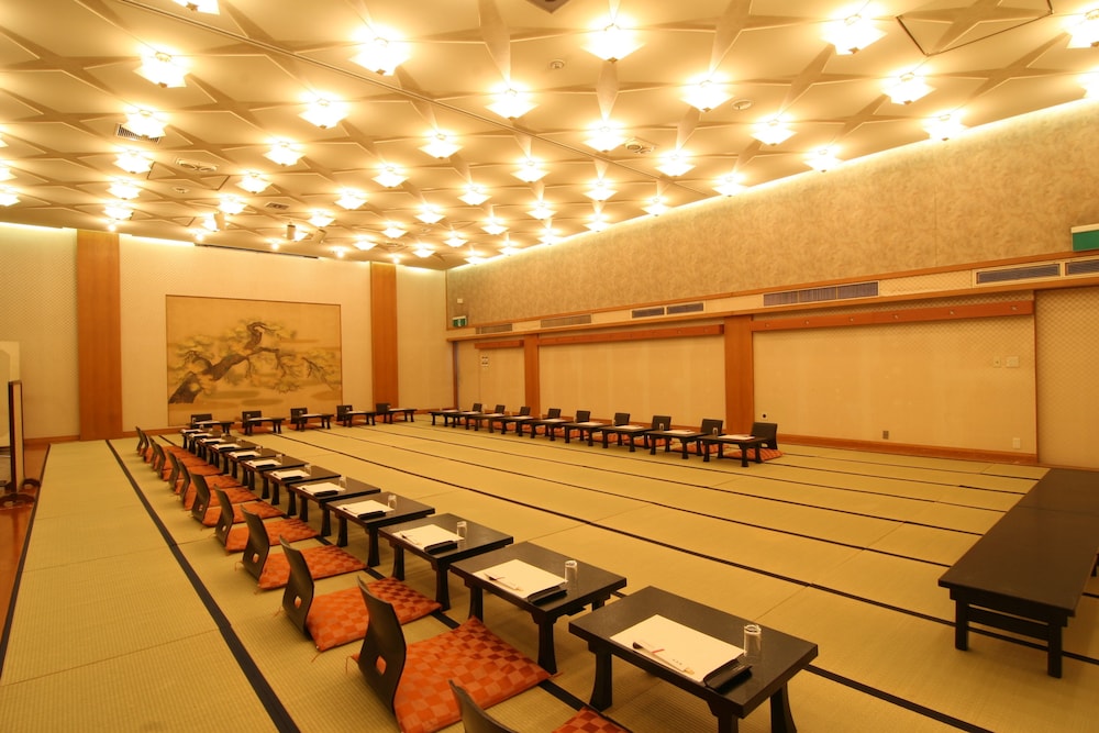 ホテル 談露館 甲府