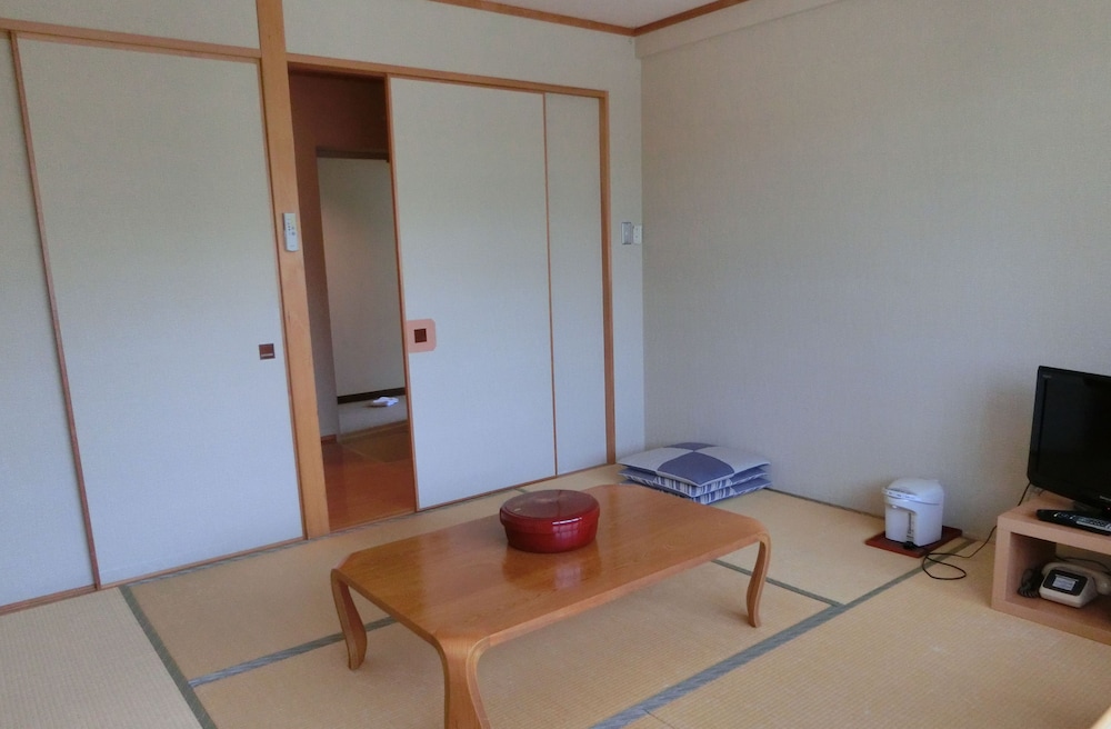 ヴィラ 季節風 甲府