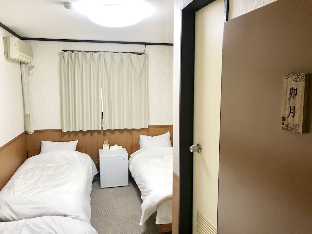 ペンション 蘭峰 甲府