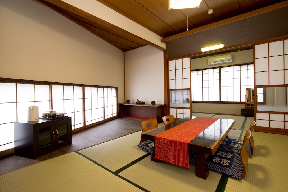 ゲストハウス富士乃蔵 河口湖 甲府