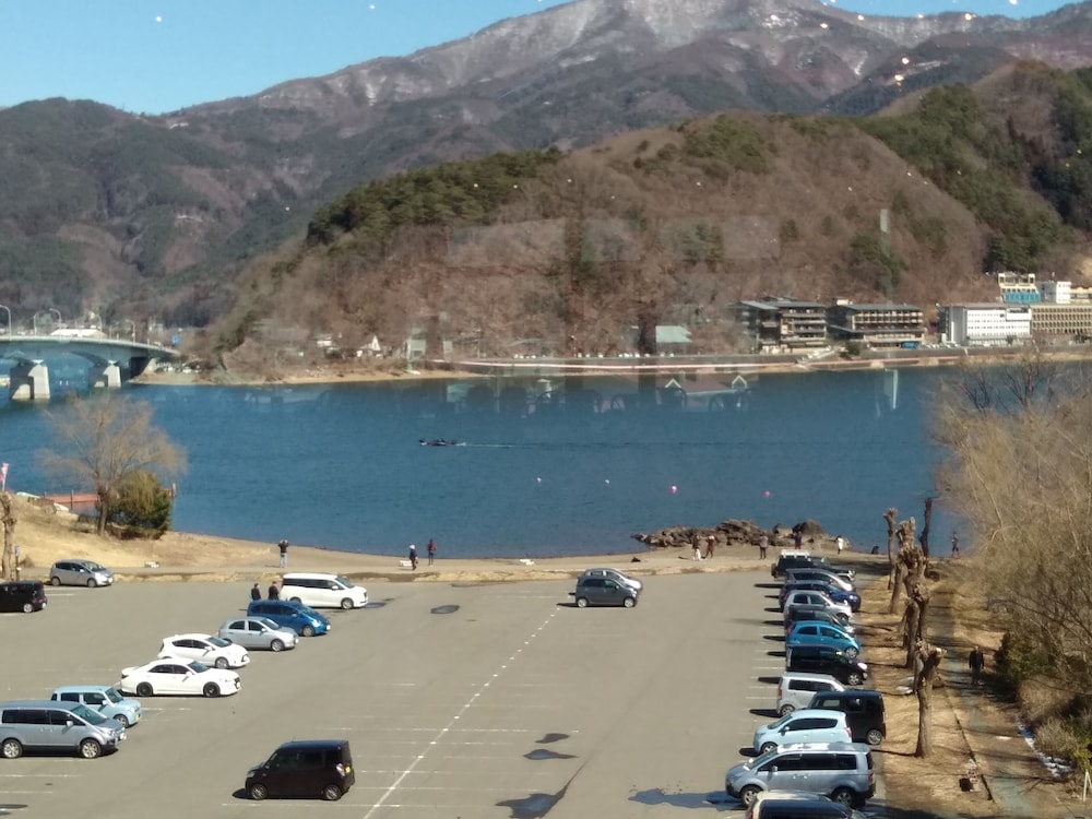 四季の宿 富士山 甲府