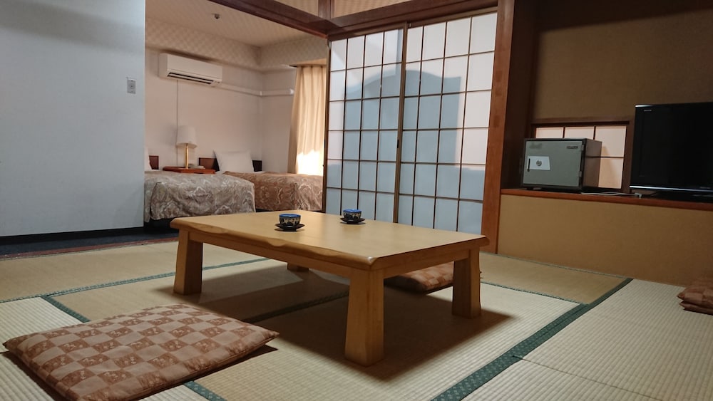 四季の宿 富士山 甲府