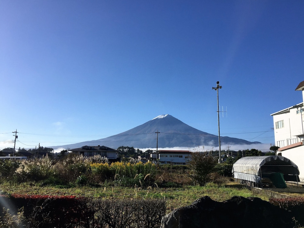FBC FUJI バックパッカーズホステル 甲府