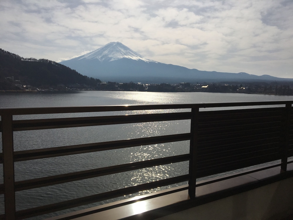 富ノ湖ホテル 甲府
