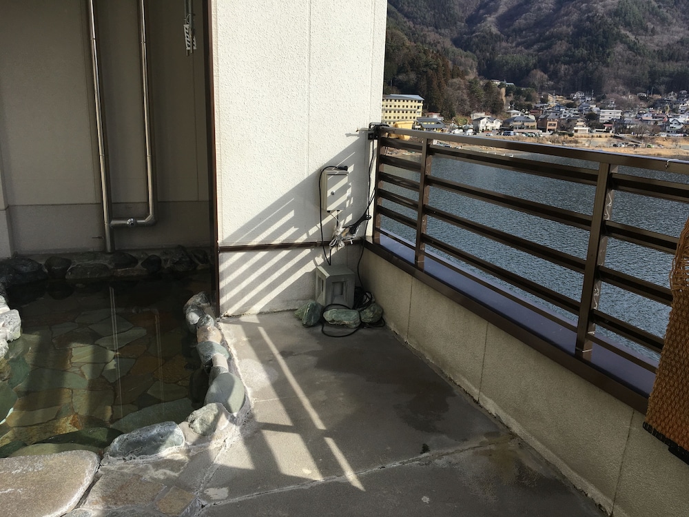 富ノ湖ホテル 甲府