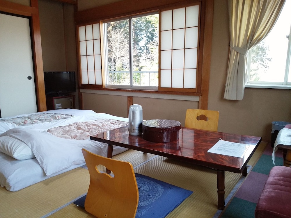 西宮荘 甲府