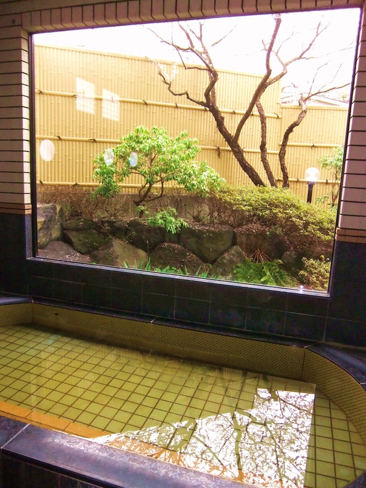 西宮荘 甲府