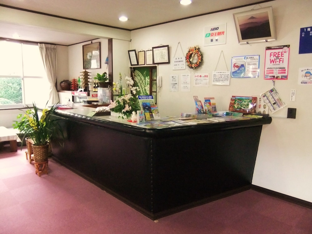 西宮荘 甲府