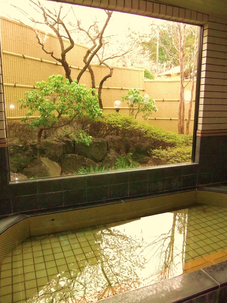 西宮荘 甲府