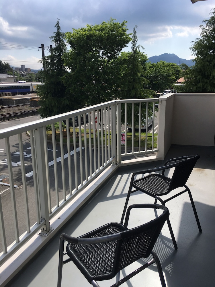 FUJI SCENIC HOUSE73 甲府