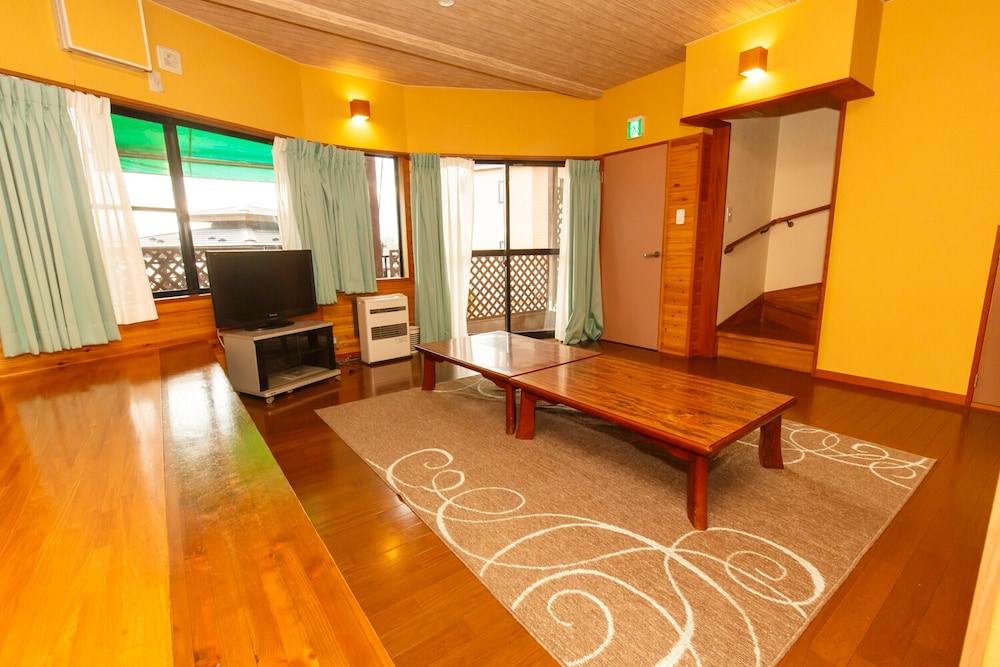 夢見る河口湖コテージ戸沢センター 甲府