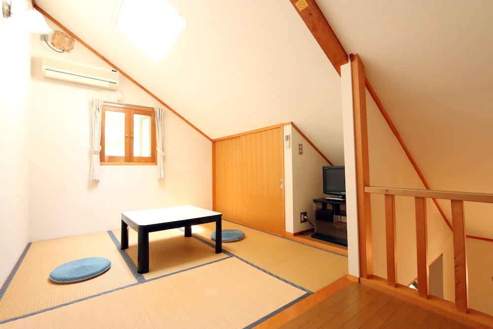 フォレスト リゾート コスモス 甲府