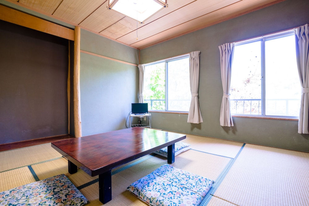 王岳 甲府