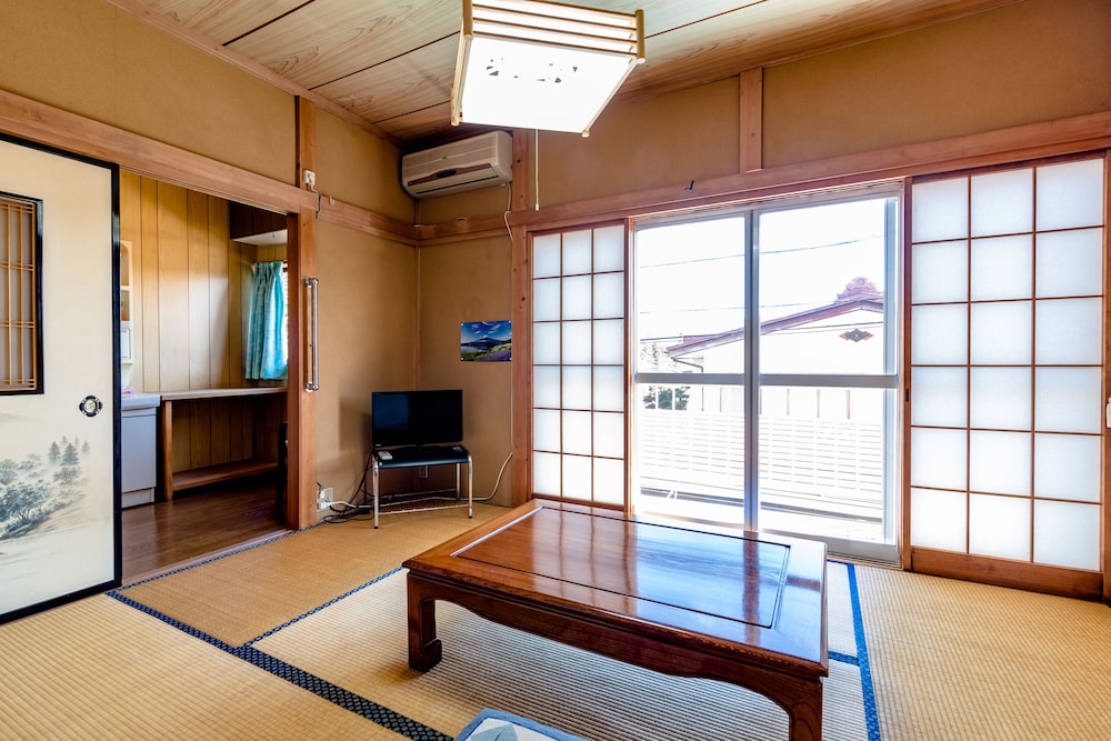 民宿伏見 甲府