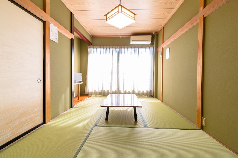 民宿伏見 甲府