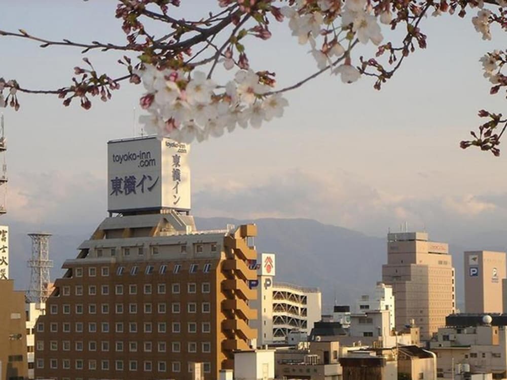 東横 INN 甲府駅南口 1 甲府
