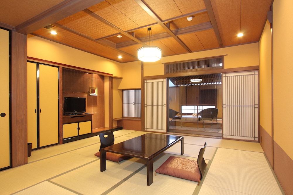 古名屋ホテル 甲府
