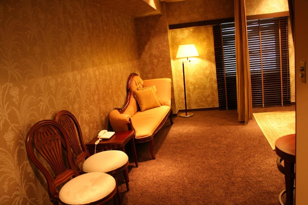 古名屋ホテル 甲府