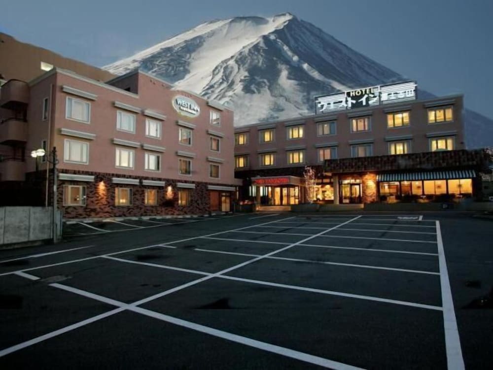 ウェストイン富士吉田 甲府