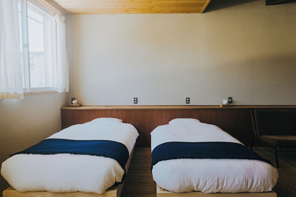 SARUYA HOSTEL 甲府