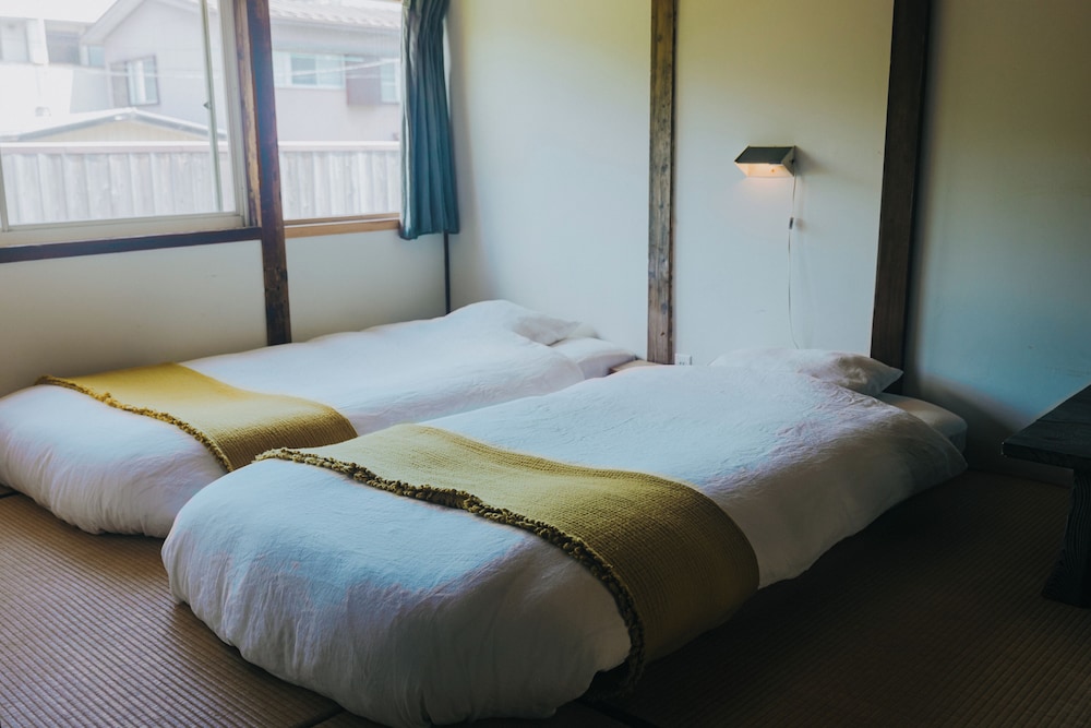 SARUYA HOSTEL 甲府