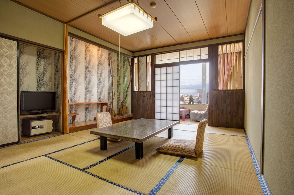 石和温泉 ホテル平安 甲府