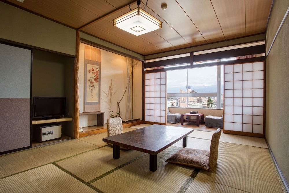 石和温泉 ホテル平安 甲府