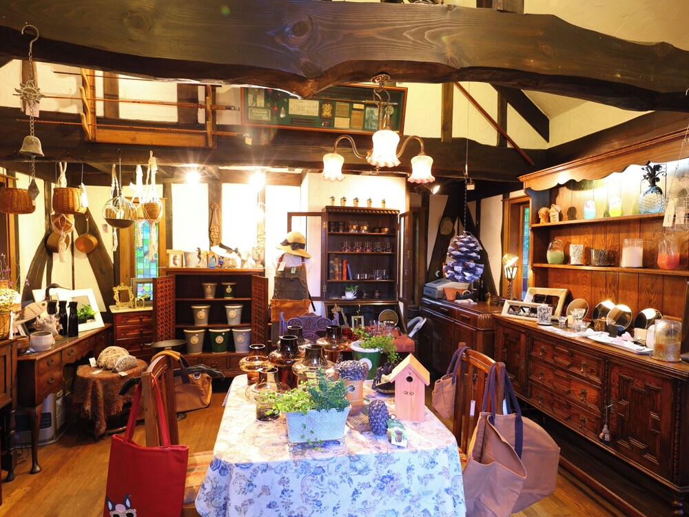 プチホテル＆レストラン オールドエイジ 甲府